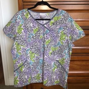 Ladies XL scrub top